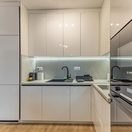Apartment Azur Panorama 1br W/ Garage | 5 Min Walk To